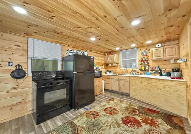 2nd image of 55 Meadow View Dr, Pittsburg, NH 03592 | MLS# 5097488