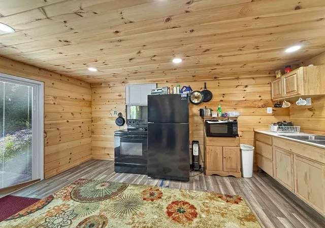 Photo 3 of Single family home for sale at 55 Meadow View Dr, Pittsburg, NH 03592 | MLS# 5097488 | Listing updated on 2026-09-04