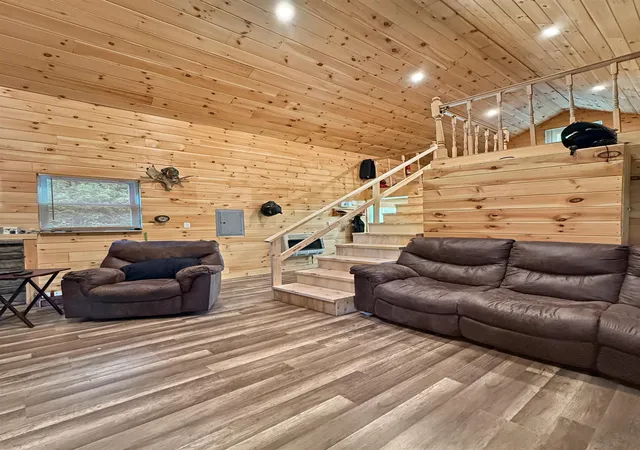 Photo 4 of Single family home for sale at 55 Meadow View Dr, Pittsburg, NH 03592 | MLS# 5097488 | Listing updated on 2026-09-04