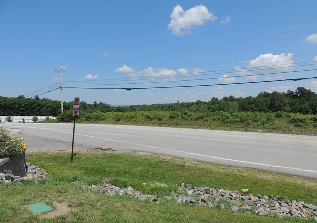 Homes for sale in Tilton, NH | 355 Laconia Rd, Tilton, NH 03276 | MLS# 5097491