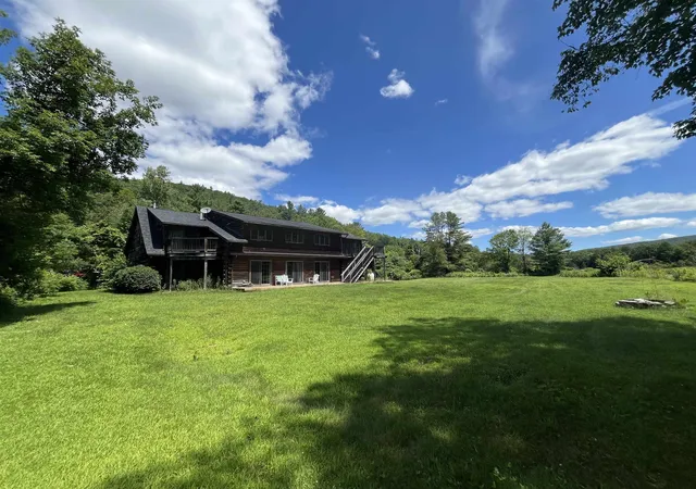 Homes for sale in Cavendish, VT | 1104 Main St, Cavendish, VT 05142 | MLS# 5097509