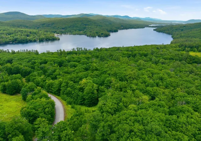 Homes for sale in Ashland, NH | 6 Squam River Lndg, Ashland, NH 03217 | MLS# 5097538