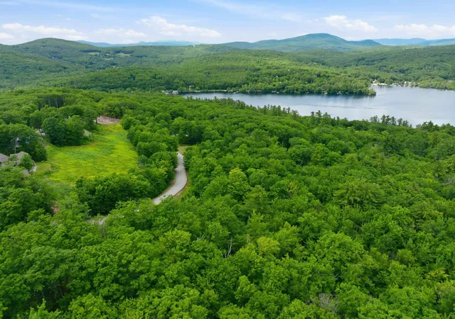 Homes for sale in Ashland, NH | 6 Squam River Lndg, Ashland, NH 03217 | MLS# 5097538