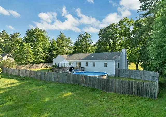 4th image of 84 Fremont Rd, Raymond, NH 03077 | MLS# 5097551