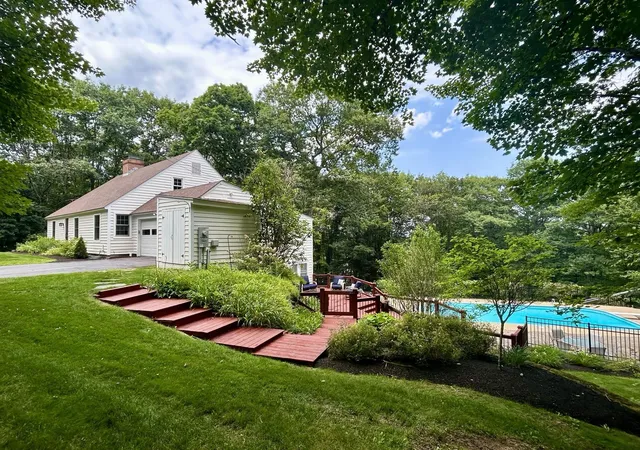 Photo 3 of Single family home for sale at 41 Roberts Rd, Contoocook, NH 03229 | MLS# 5097554 | Listing updated on 2026-09-17