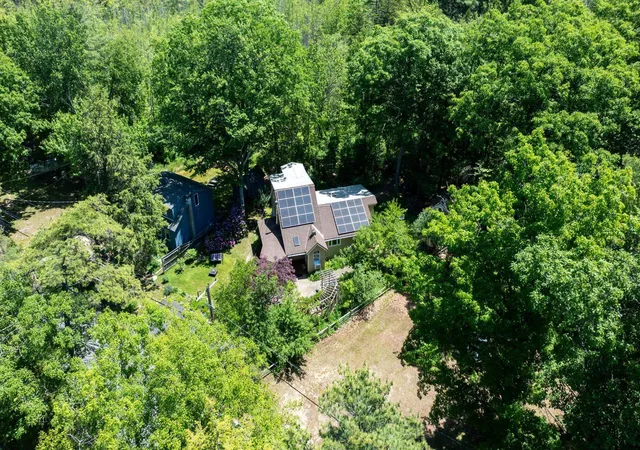 4th image of 350 Woodbound Rd, Jaffrey, NH 03452 | MLS# 5097559