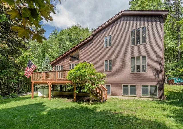 Photo 1 of Single family home for sale at 106 Livingston Rd, Meredith, NH 03253 | MLS# 5097581 | Listing updated on 2026-09-05