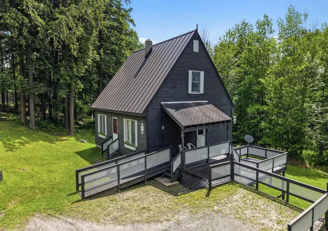 Homes for sale in Barre Town, VT | 244 Middle Rd, Barre Town, VT 05654 | MLS# 5097597