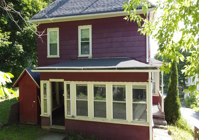 Photo 3 of Single family home for sale at 25 Clark St, Newport, VT 05855 | MLS# 5097622 | Listing updated on 2026-07-14