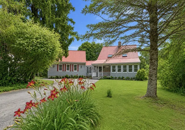 Photo 1 of Sale Pending at 1 Heritage Dr, Rollinsford, NH 03869 | MLS# 5097641 | Listing updated on 2026-09-10