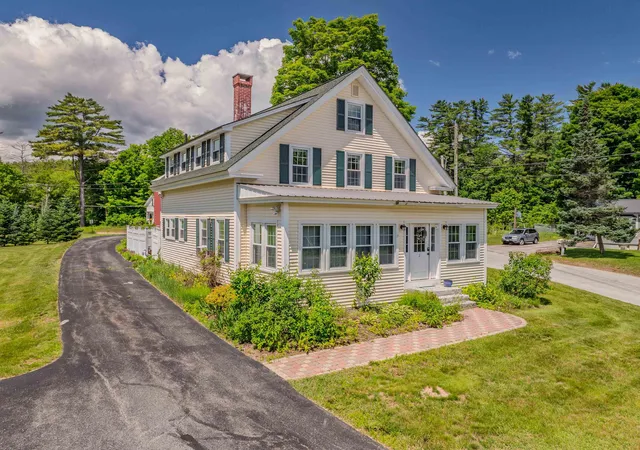 Homes for sale in Plymouth, NH | 2 Thurlow St, Plymouth, NH 03264 | MLS# 5097643