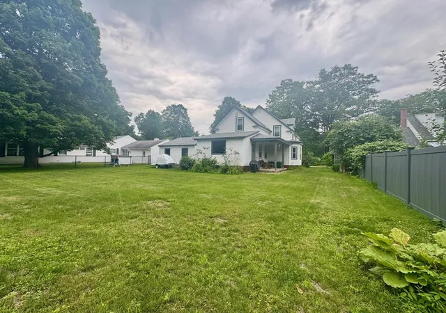 Photo 4 of Single family home for sale at 18 Blossom St, Keene, NH 03431 | MLS# 5097645 | Listing updated on 2026-07-08