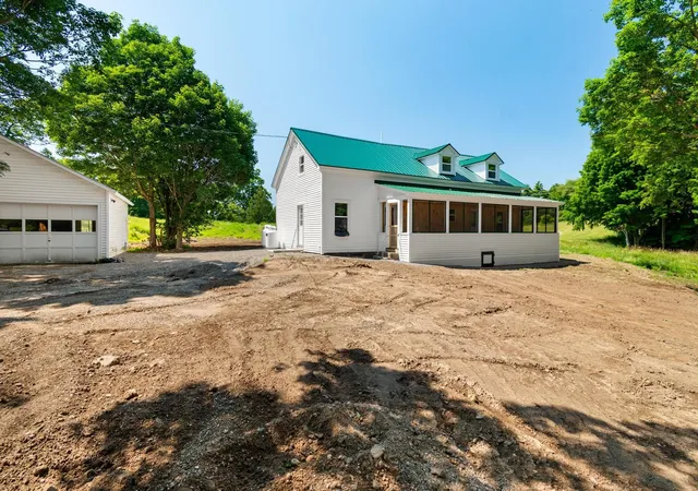 1st image of 1891 Hanna Rd, Highgate, VT 05459 | MLS# 5097648