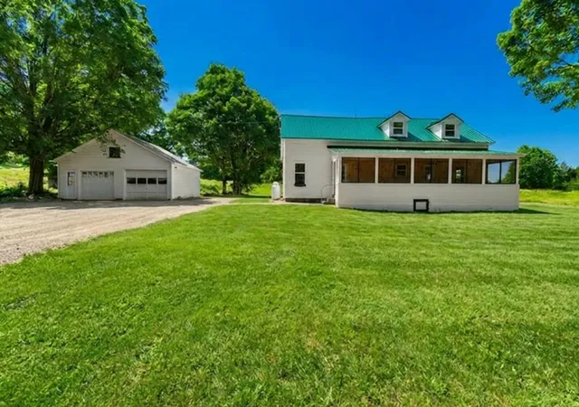 2nd image of 1891 Hanna Rd, Highgate, VT 05459 | MLS# 5097648