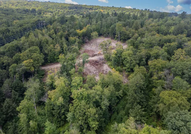 3rd image of 3393 Creek Road Road, North Clarendon, VT 05759 | MLS# 5097649