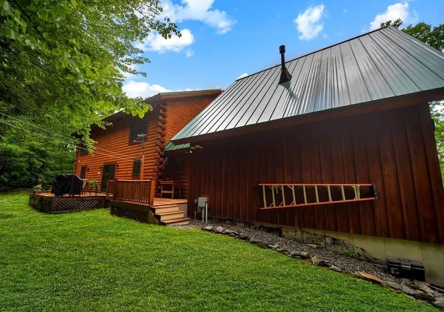 Homes for sale in Wardsboro, VT | 482 East Dover Rd, Wardsboro, VT 05355 | MLS# 5097656