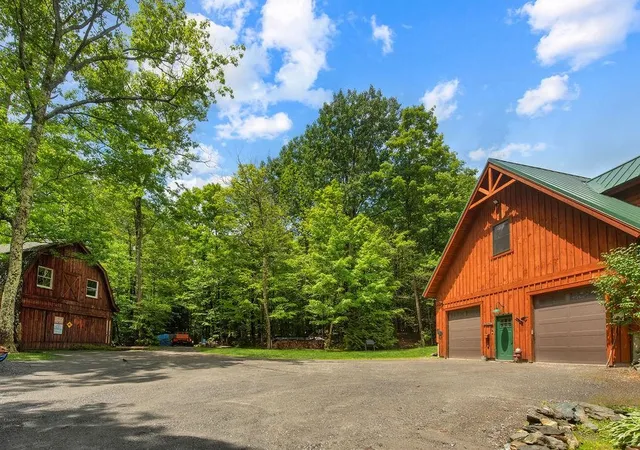 Homes for sale in Wardsboro, VT | 482 East Dover Rd, Wardsboro, VT 05355 | MLS# 5097656