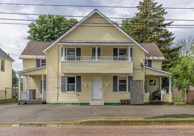 2nd image of 92 West St #A, Winooski, VT 05404 | MLS# 5097666