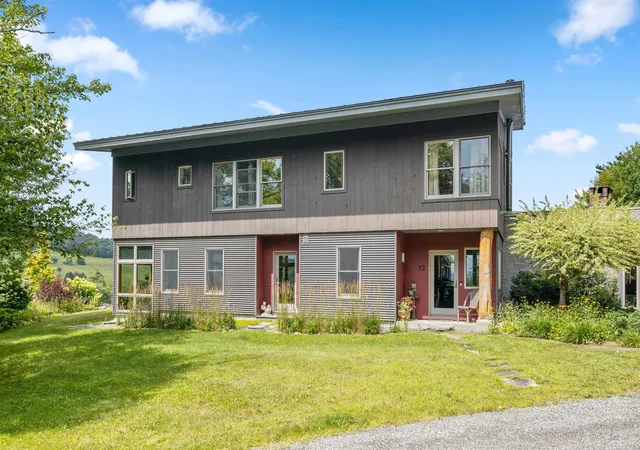 Homes for sale in Wilmington, VT | 32 Steep Hill Rd, Wilmington, VT 05363 | MLS# 5097683