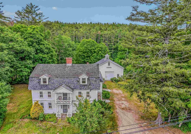Homes for sale in New Hampton, NH | 166 Main St, New Hampton, NH 03256 | MLS# 5097691