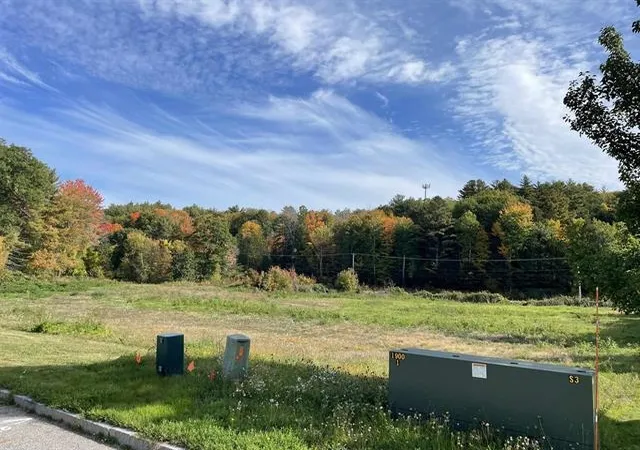3rd image of 21 Sawmill Rd, Gilford, NH 03249 | MLS# 5097701