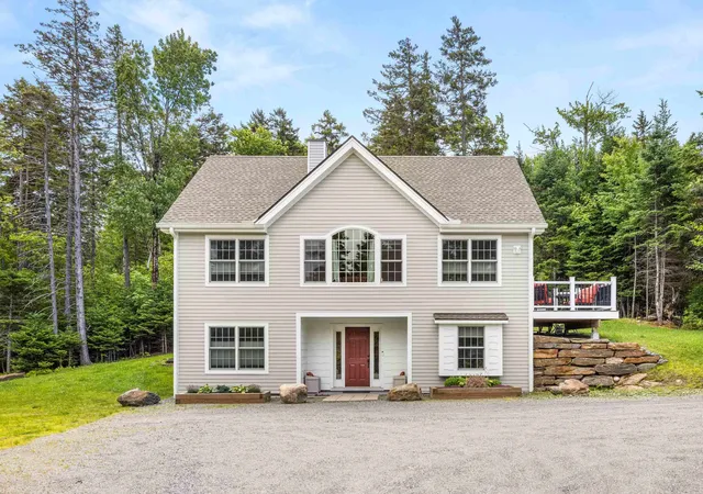 Homes for sale in West Dover, VT | 45 Sawmill Village Wy, West Dover, VT 05356 | MLS# 5097702
