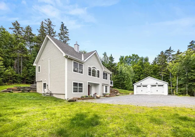 Homes for sale in West Dover, VT | 45 Sawmill Village Wy, West Dover, VT 05356 | MLS# 5097702