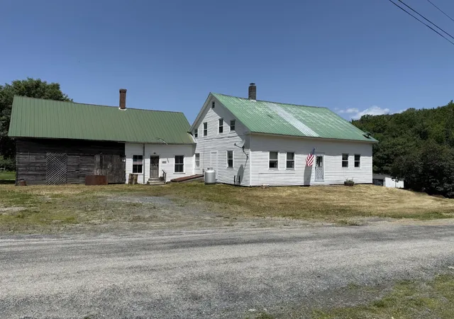 Homes for sale in Piermont, NH | 10 Rodimon Ln, Piermont, NH 03779 | MLS# 5097709