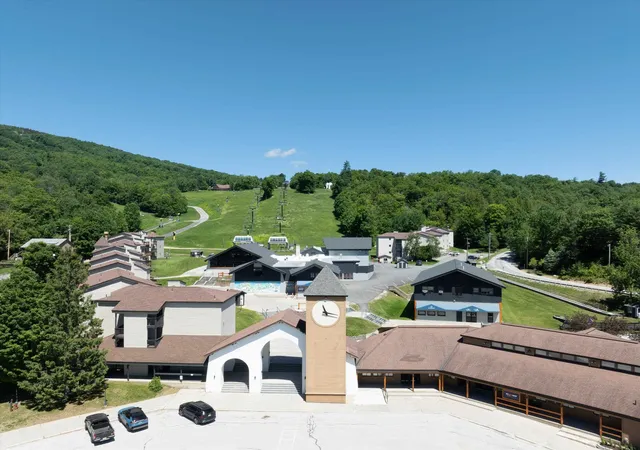 Homes for sale in Ludlow, VT | 318 Mountain Rd #A302, Ludlow, VT 05149 | MLS# 5097714