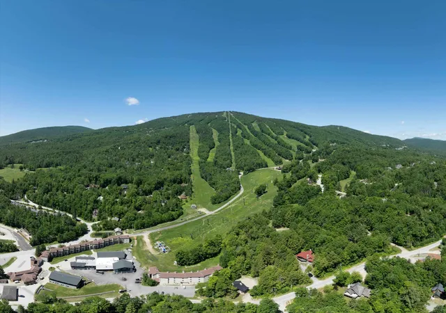 Homes for sale in Ludlow, VT | 318 Mountain Rd #A302, Ludlow, VT 05149 | MLS# 5097714