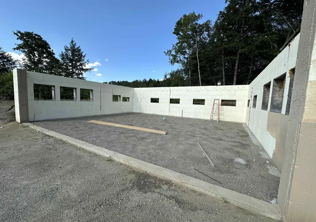 2nd image of 702 Mount Pisgah Rd, Saint Johnsbury, VT 05819 | MLS# 5097723