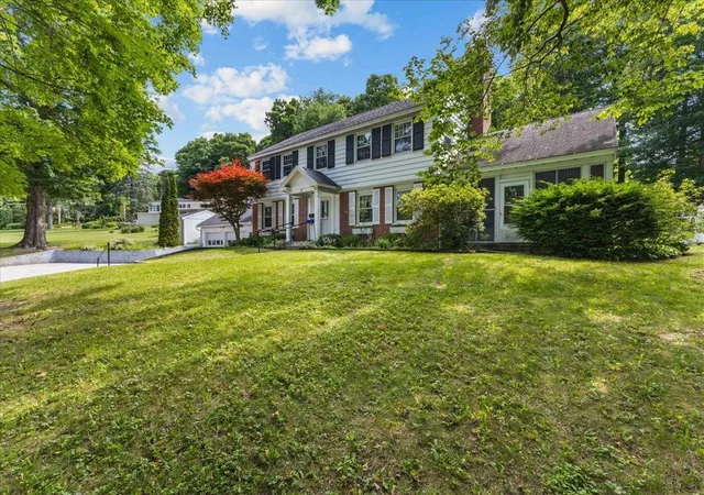 Photo 1 of Single family home for sale at 11 Prospect St, Saint Albans, VT 05478 | MLS# 5097725 | Listing updated on 2026-09-09