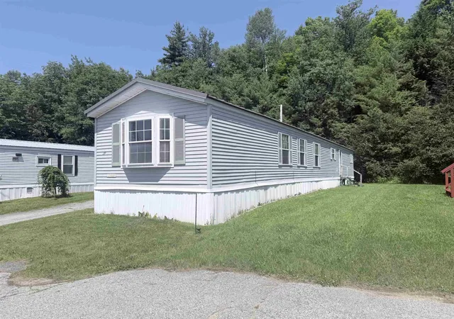 Homes for sale in Littleton, NH | 19 Hilltop Manor Mobile Home Park, Littleton, NH 03561 | MLS# 5097727