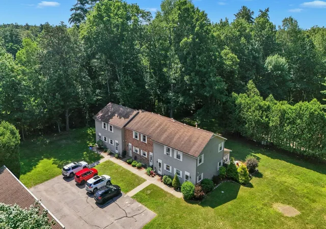 2nd image of 107 Wells Ave #5, Colchester, VT 05446 | MLS# 5097733