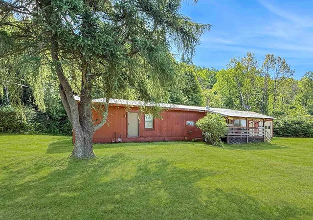 1st image of 1116 Halls Stream Rd, Pittsburg, NH 03592 | MLS# 5097738