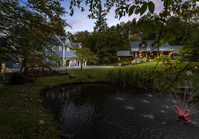 Homes for sale in Winhall, VT | 36 Beaver St, Winhall, VT 05340 | MLS# 5097749
