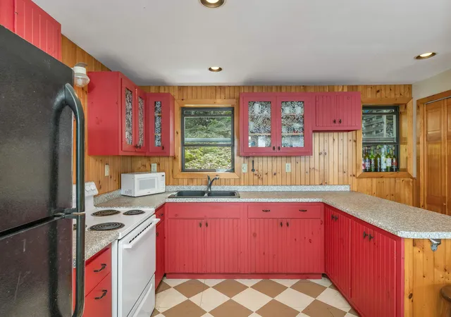 Photo 3 of Single family home for sale at 756 Rattlesnake Is, Alton Bay, NH 03810 | MLS# 5097759 | Listing updated on 2026-07-08