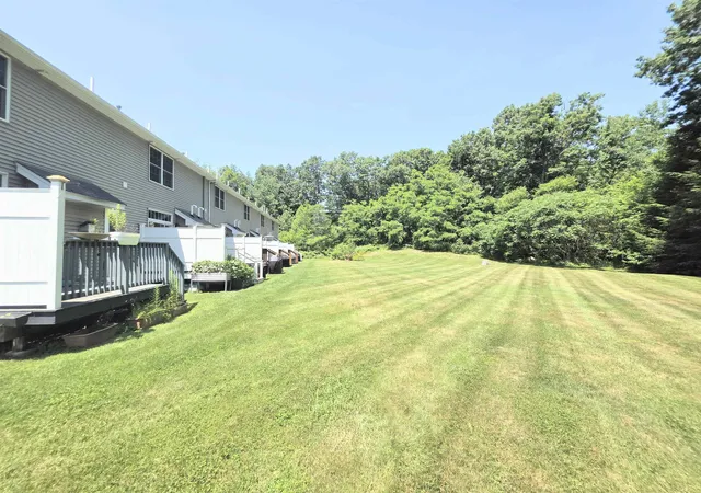 Photo 4 of Townhouse for sale at 624 Main St #6, Fremont, NH 03044 | MLS# 5097769 | Listing updated on 2026-08-02