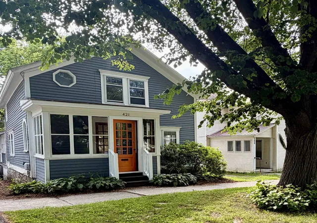 1st image of 421 St Paul St, Burlington, VT 05401 | MLS# 5097775