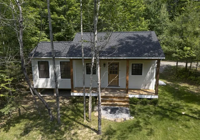 Photo 3 of Single family home for sale at 15 South Hidden Lake Rd, Stoddard, NH 03464 | MLS# 5097776 | Listing updated on 2026-07-11