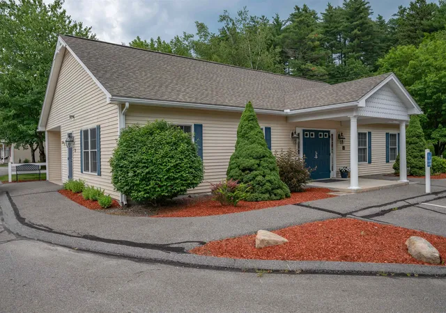 28th image of 3 Sugar Hill Ln, Litchfield, NH 03052 | MLS# 5097777