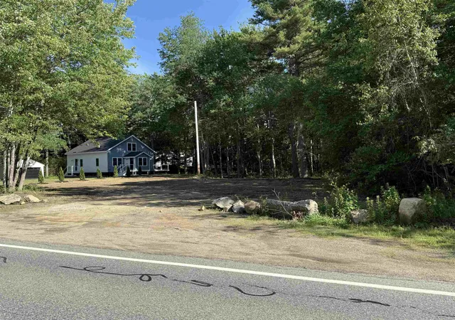 Homes for sale in Somersworth, NH | 96 Blackwater Rd, Somersworth, NH 03878 | MLS# 5097783