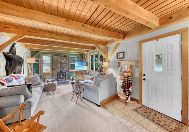 Photo 3 of Single family home for sale at 732 Station Rd, North Hero, VT 05474 | MLS# 5097785 | Listing updated on 2026-09-08