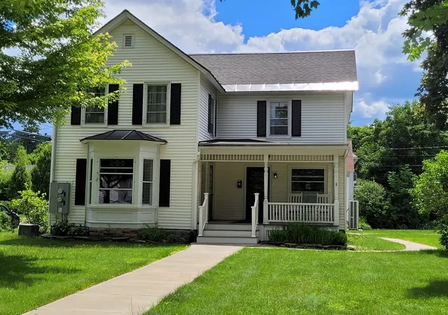 3rd image of 63 Main St, Essex Junction, VT 05452 | MLS# 5097790