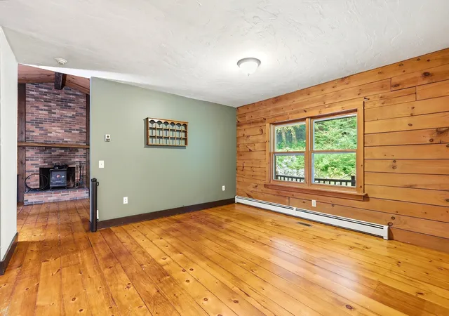 Homes for sale in Warner, NH | 304 Bean Rd, Warner, NH 03278 | MLS# 5097809