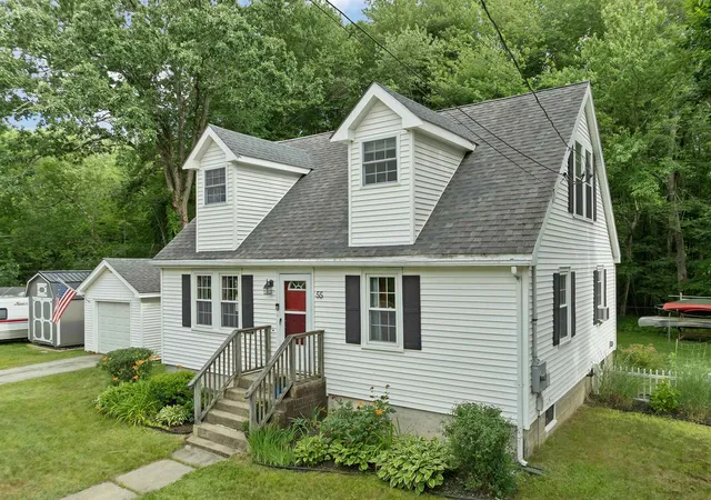 Homes for sale in Salem, NH | 55 School St, Salem, NH 03079 | MLS# 5097811