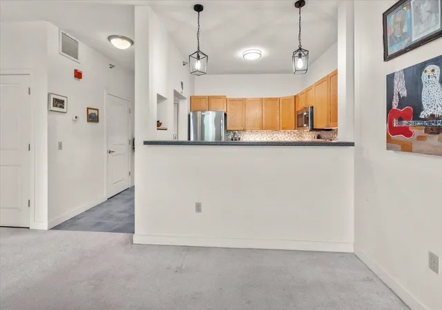 Homes for sale in South Burlington, VT | 370 Farrell St #401, South Burlington, VT 05403 | MLS# 5097813