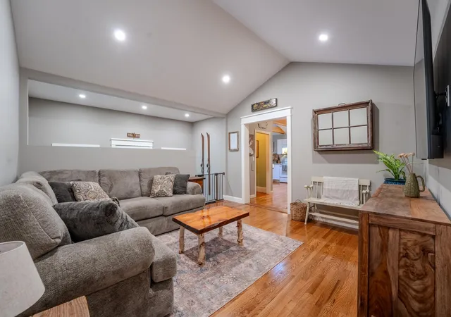 Photo 4 of Single family home for sale at 3421 River Rd, Plymouth, NH 03264 | MLS# 5097836 | Listing updated on 2026-10-10
