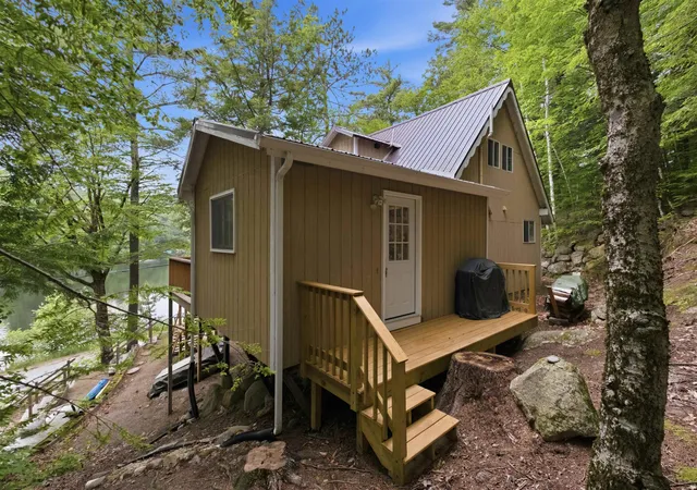 Photo 3 of Single family home for sale at 43 Eidelweiss Dr, Madison, NH 03849 | MLS# 5097852 | Listing updated on 2026-07-27