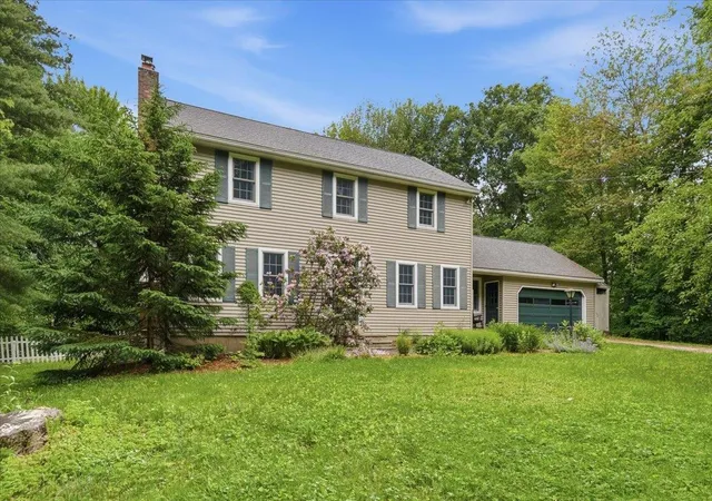 1st image of 490 Juniper Ridge, Shelburne, VT 05482 | MLS# 5097877